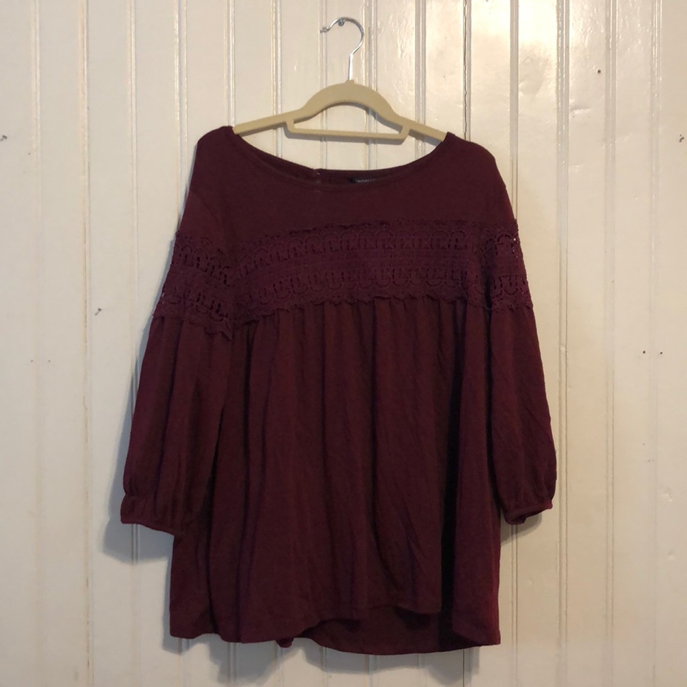 Signature Studio Burgundy Top w/ Lace Detail